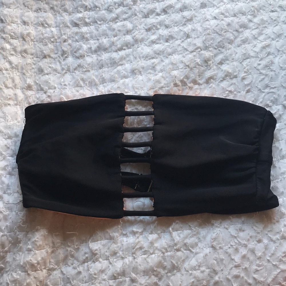 Black Strapless bikini top